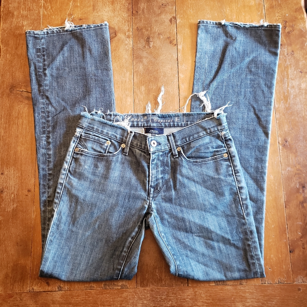 🛑SALE🛑 Womens Levis boyfriend jeans